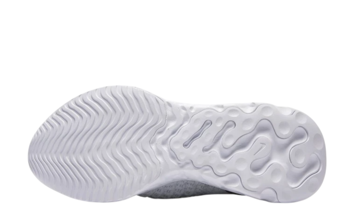 Womens Nike React Phantom Run Flyknit 2 (True White/Metallic Silver)