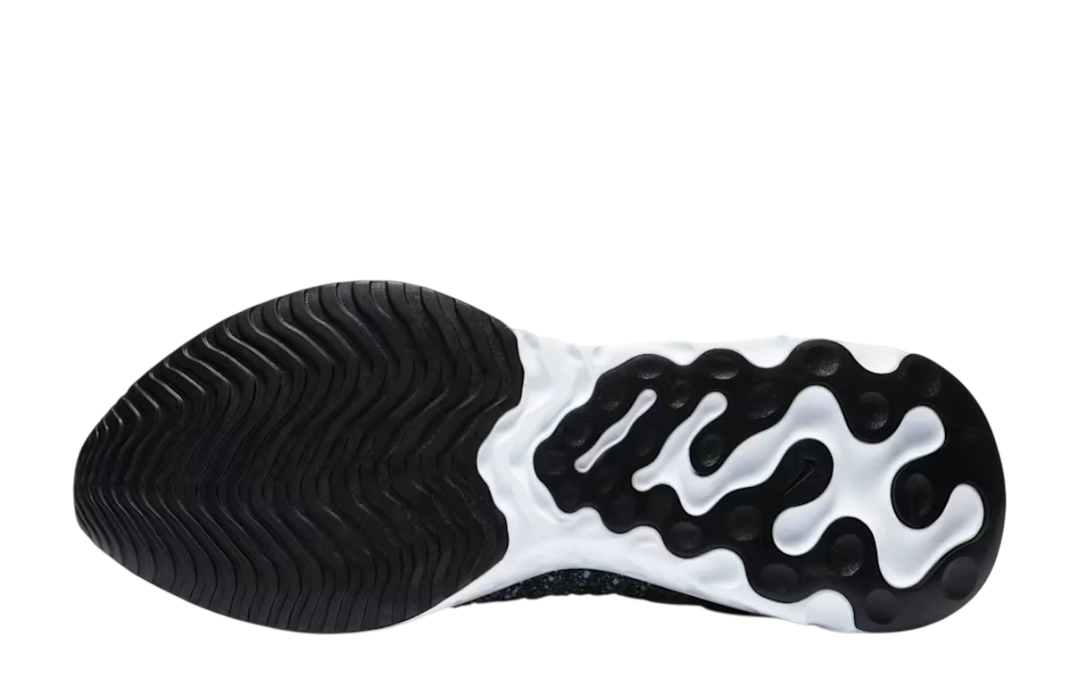 Nike React Phantom Run Flyknit 2 (Black/White)
