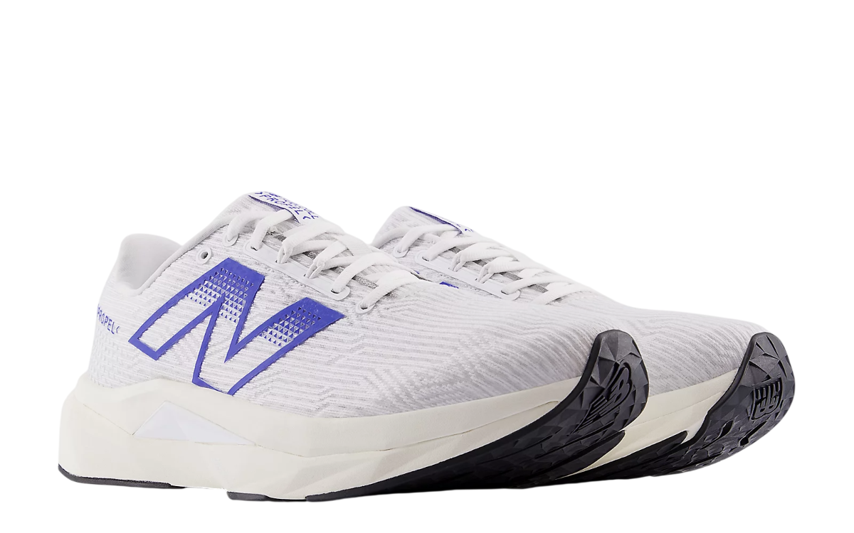 New Balance FuelCell Propelv5 (White/Blue)