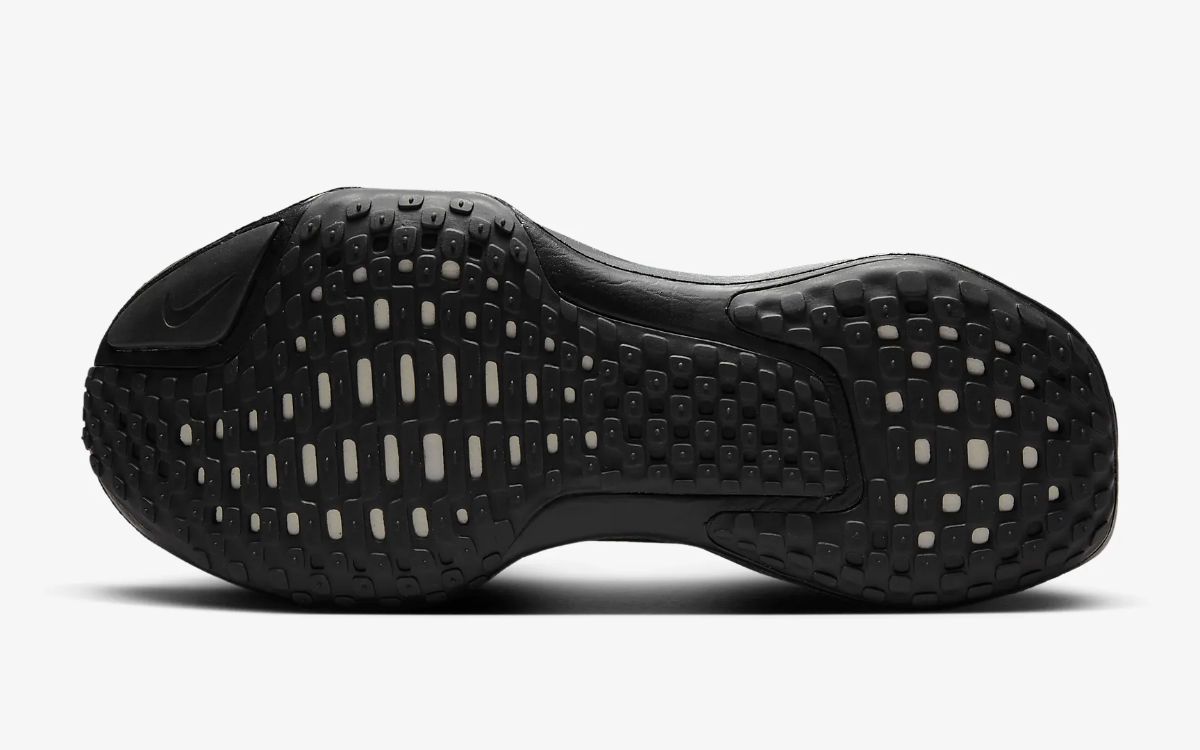 Nike ZoomX Invincible Run Flyknit 3 (Black)