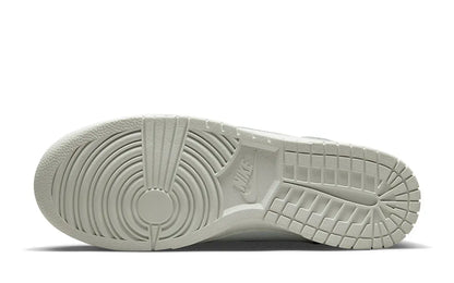 Nike Dunk High Retro SE (Plaid)