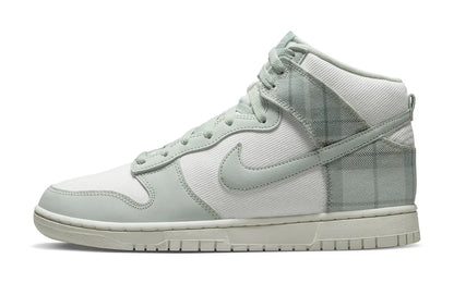 Nike Dunk High Retro SE (Plaid)