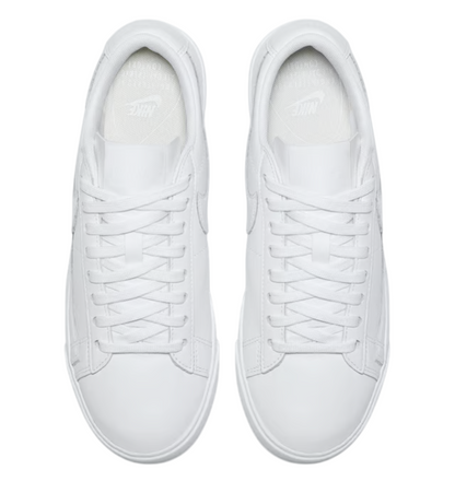 Womens Nike Blazer Low (White)