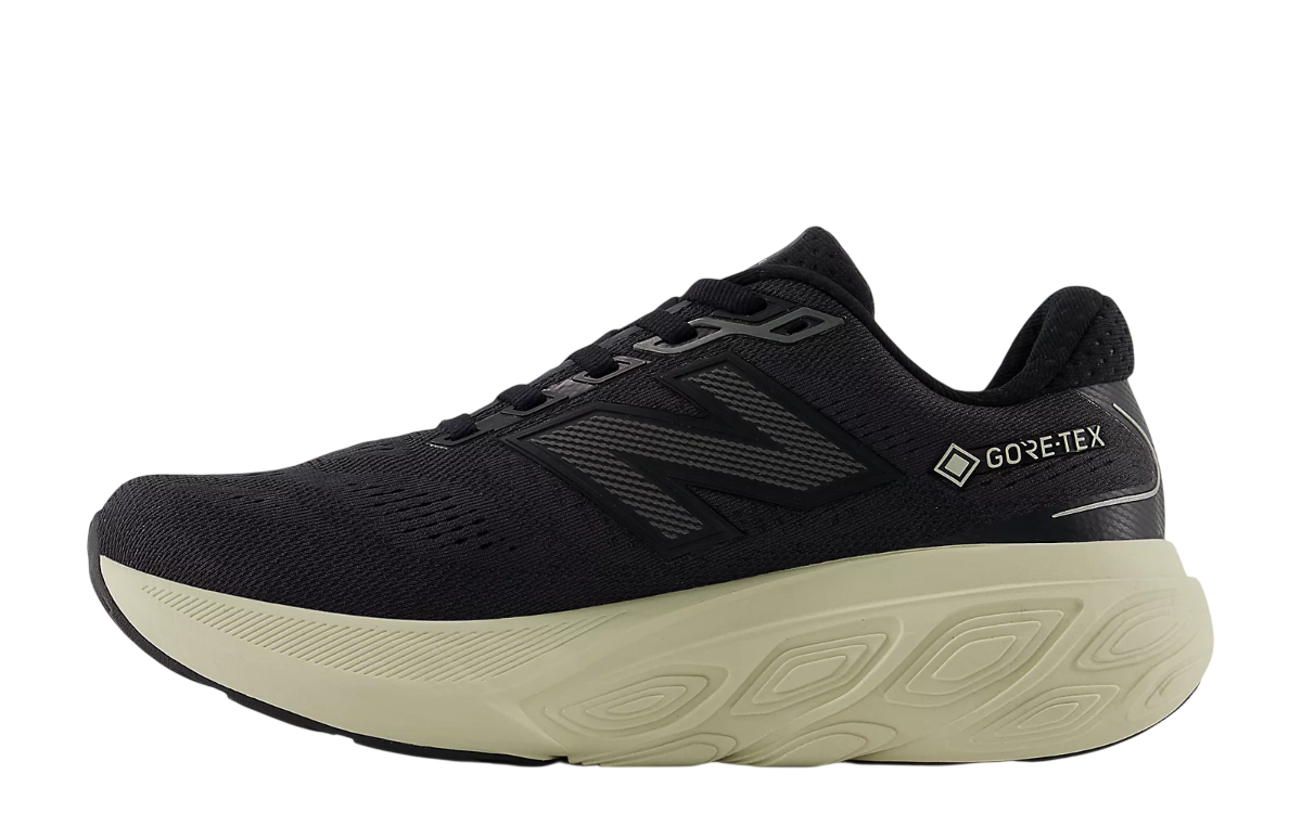 Womens New Balance 880v15 GORE-TEX (Black/White)