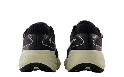 Womens New Balance 880v15 GORE-TEX (Black/White)