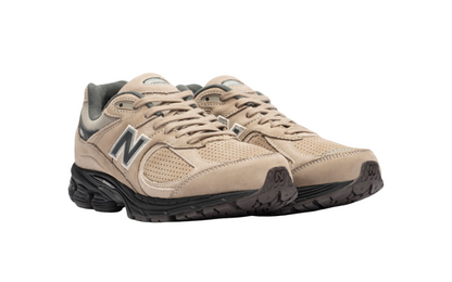 New Balance 2002R (Driftwood Black)