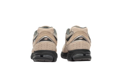 New Balance 2002R (Driftwood Black)