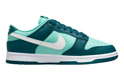 Womens Nike Dunk Low (Geode Teal)