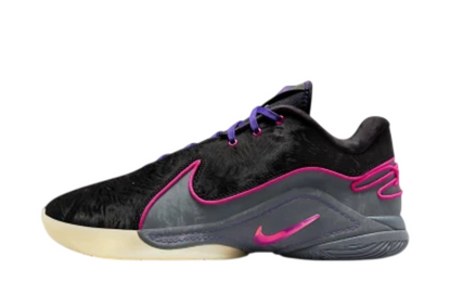 Nike LeBron 22 (Black/Fuchsia/Grey)