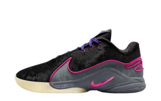 Nike LeBron 22 (Black/Fuchsia/Grey)