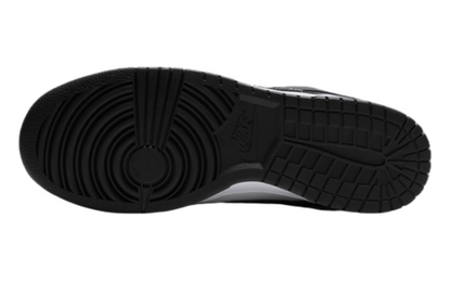 Nike Dunk Low Retro (Panda)