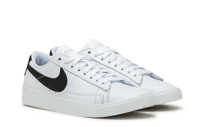 Womens Nike Blazer Low (Black/White)
