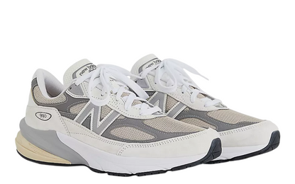 Womens New Balance Made in USA 990v6 (Grey)
