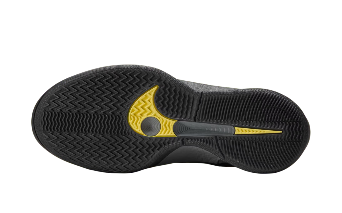 Nike Sabrina 2 (Black/Metallic Silver)