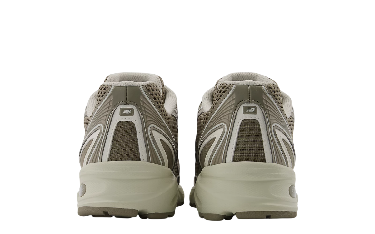 New Balance 740 (Dark Olive)