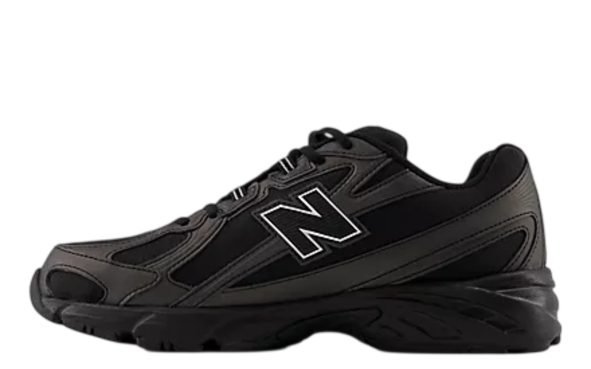 New Balance 740 (Black)