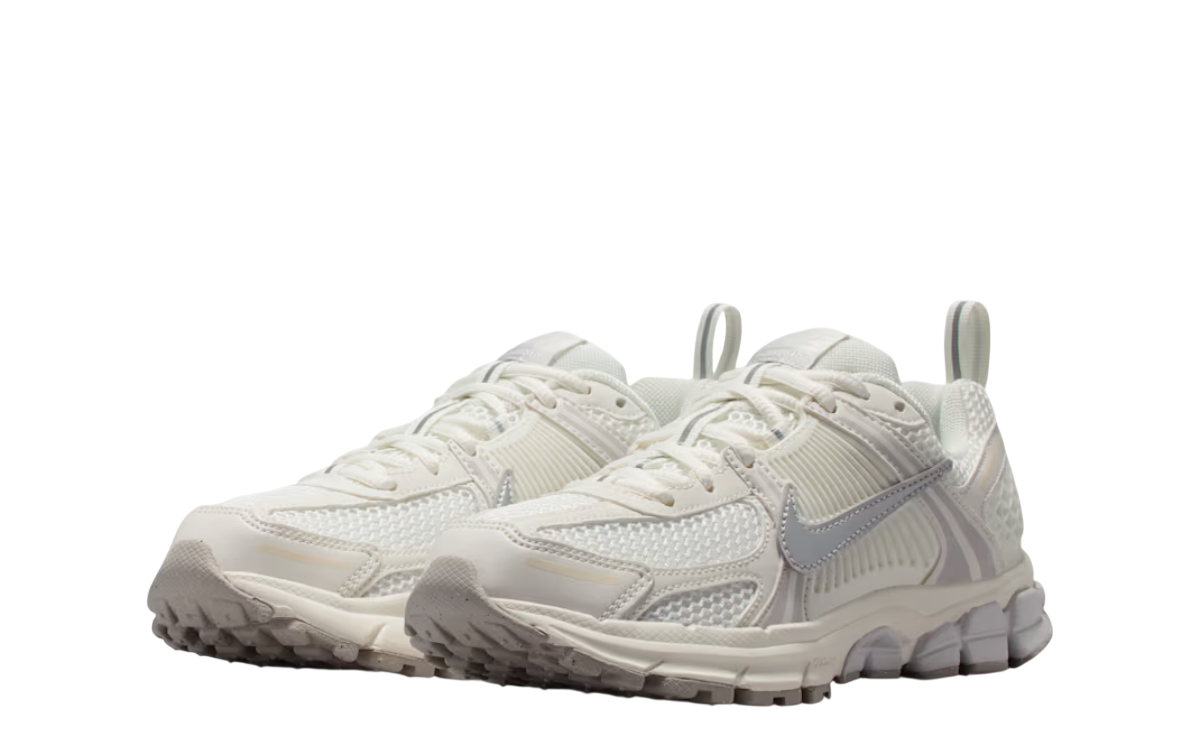 Nike Vomero 5 GS (Sail/Metallic Silver-Vast Grey)