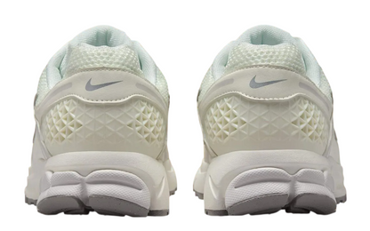 Nike Vomero 5 (Sail/Metallic Silver-Vast Grey)