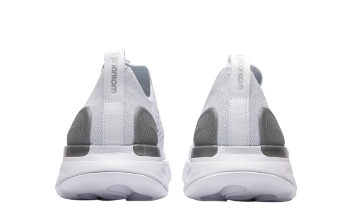 Womens Nike React Phantom Run Flyknit 2 (True White/Metallic Silver)