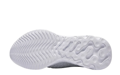 Womens Nike React Phantom Run Flyknit 2 (True White/Metallic Silver)