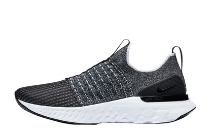 Nike React Phantom Run Flyknit 2 (Black/White)