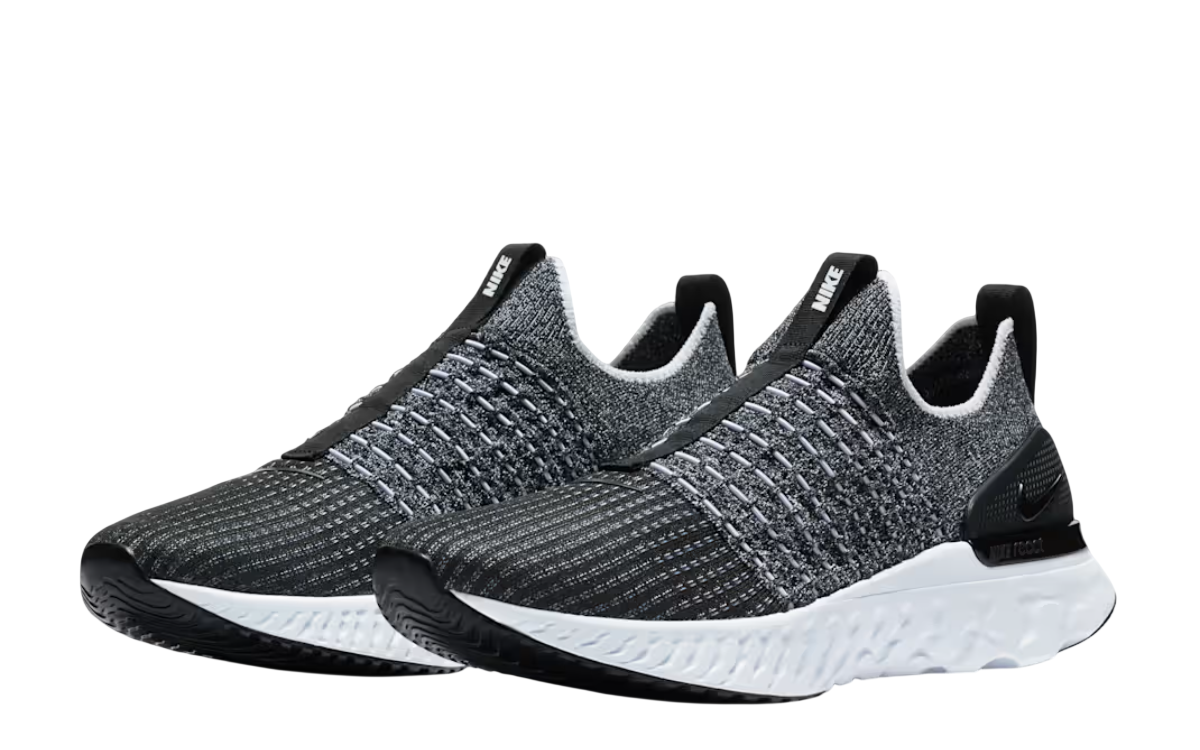 Nike React Phantom Run Flyknit 2 (Black/White)