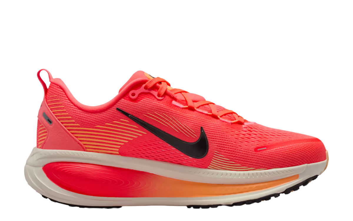 Womens Nike Vomero 18 (Hot Lava/Black)