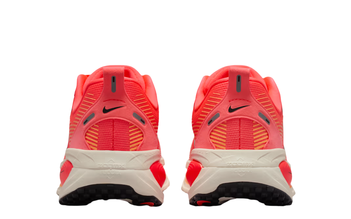 Womens Nike Vomero 18 (Hot Lava/Black)