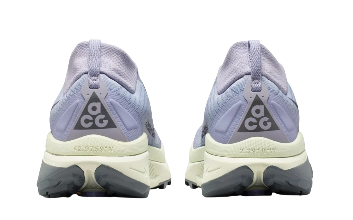 Womens Nike ACG Zegama Trail (Summit White/Black-Phantom)