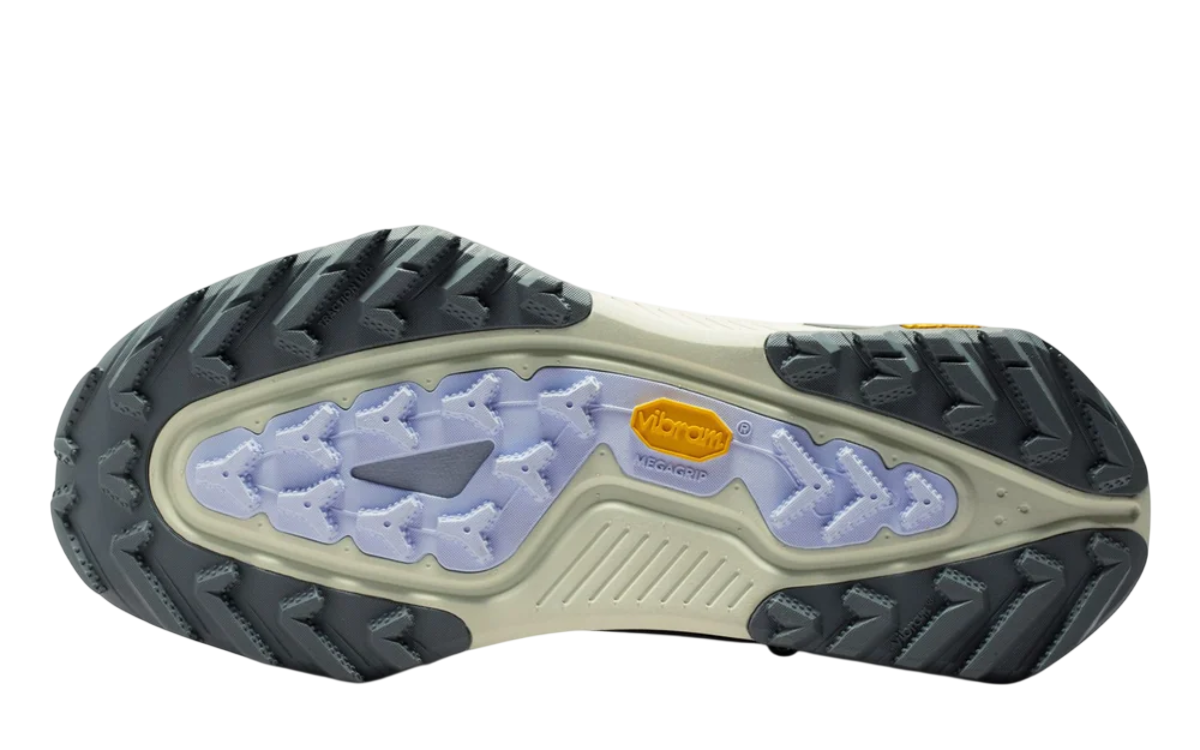 Womens Nike ACG Zegama Trail (Summit White/Black-Phantom)