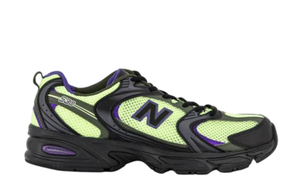 New Balance 530 Volt Green lifestyle shoes – classic retro design with bright accents and cushioned comfort for everyday wear.