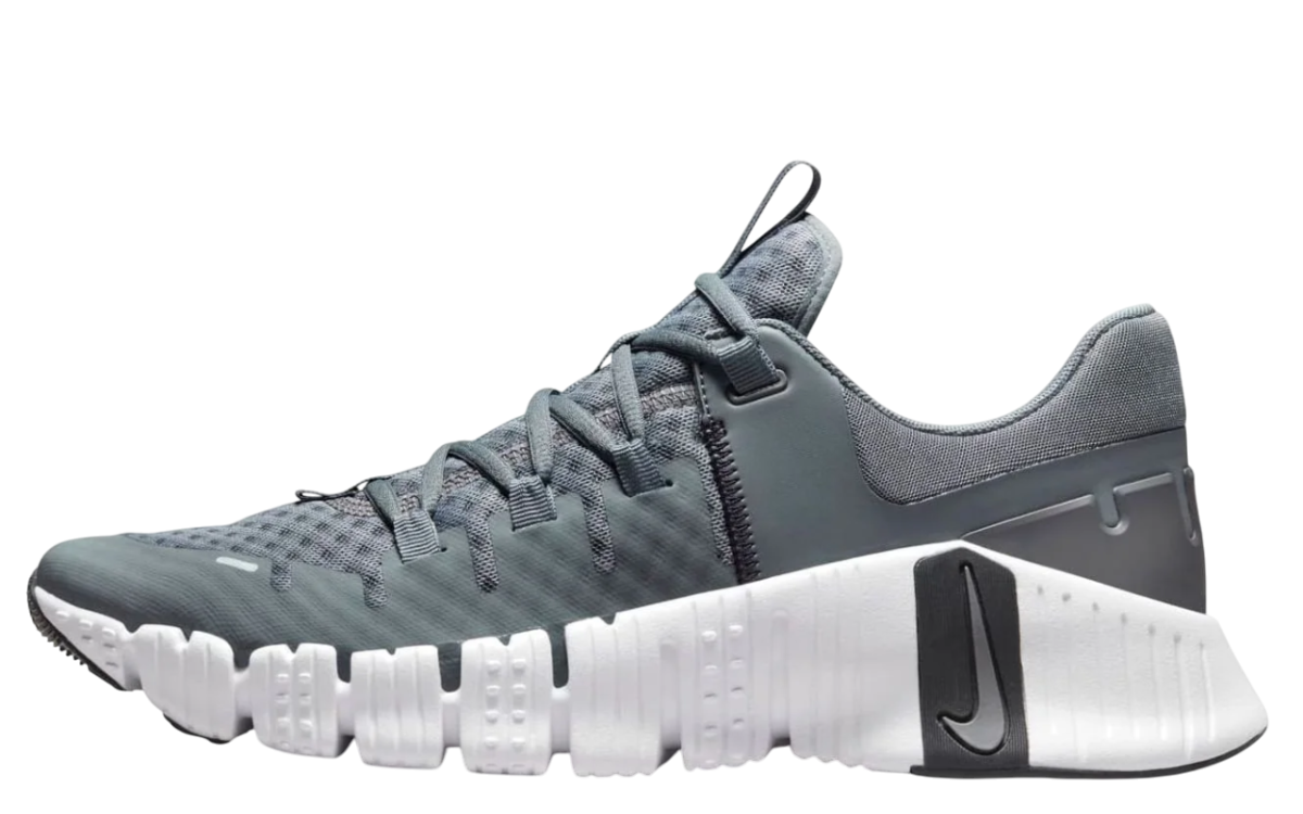 Nike Free Metcon 5 training shoes – lightweight and flexible design with stable sole for gym  training.