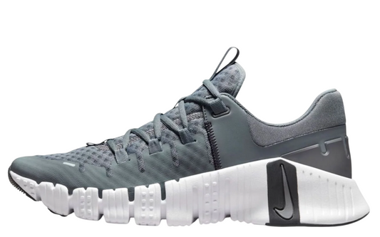 Nike Free Metcon 5 training shoes – lightweight and flexible design with stable sole for gym  training.
