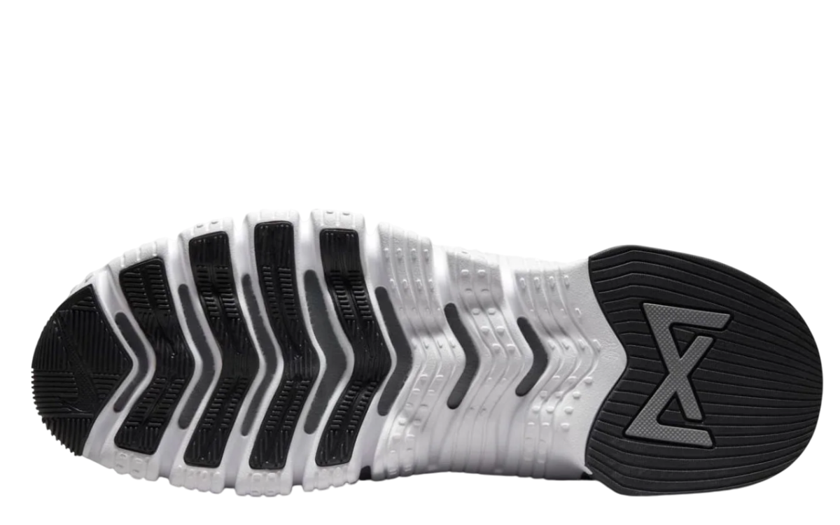 Nike Free Metcon 5 shoe sole showing grip pattern, flexibility, and stability features for training movements