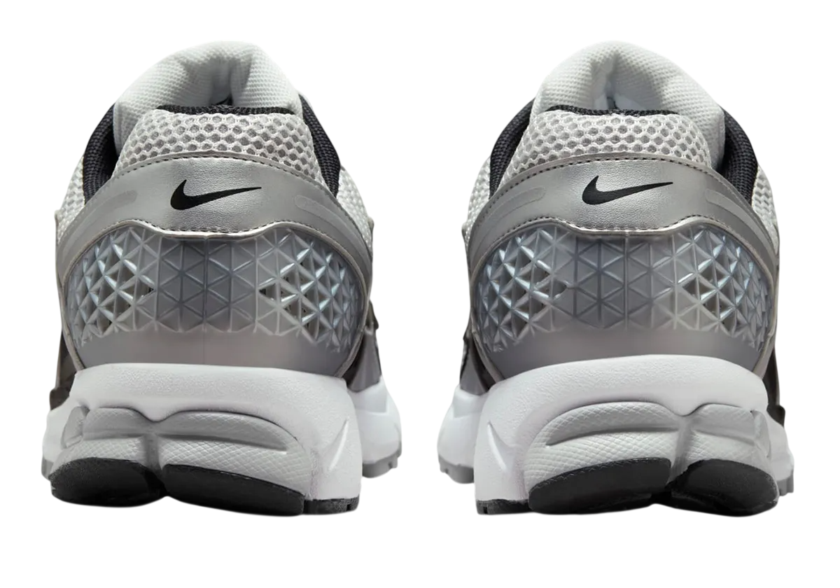 Nike Zoom Vomero 5 (Metallic Silver/Black)