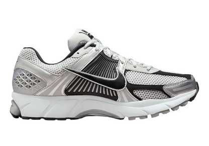 Nike Zoom Vomero 5 (Metallic Silver/Black)
